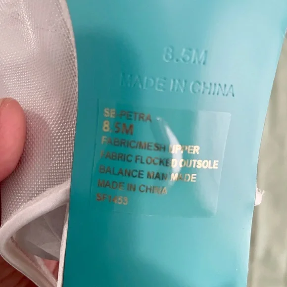 Blue by Betsey Johnson White Floral Heels - Picture 9 of 10